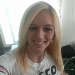 Meet your Posher, Devin